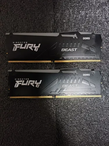 Memória RAM Kingston FURY Beast RGB DDR5 32GB (2x16GB) 6000MHz CL40 (Com Caixa)