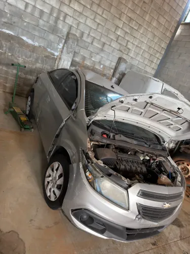 Sucata onix 1.4 2015 venda de peças