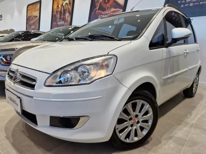 Fiat Idea Attractive 1.4 Fire Flex 8V 5P 2015