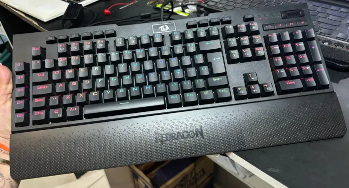Teclado gamer redragon original 