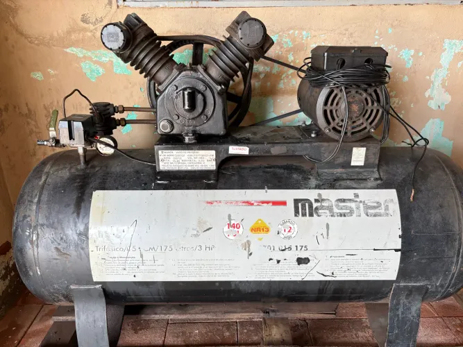 Compressor 110V 180Litros 