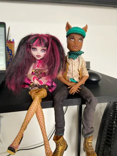 Casal Monster High Clássico - Draculaura e Clawd Wolf