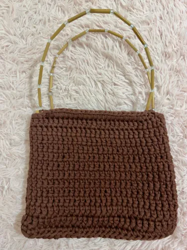 Bolsa de Crochê Marrom - Linda e Elegante