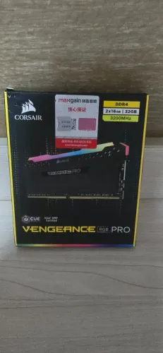 Memória RAM DDR4 32GB (2x16) Corsair Vengeance RGB Pro 3200MHz - Testada