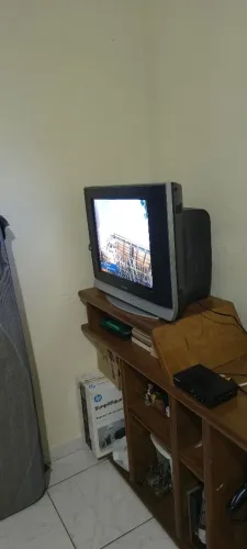 TV De Tubo com Conversor Digital
