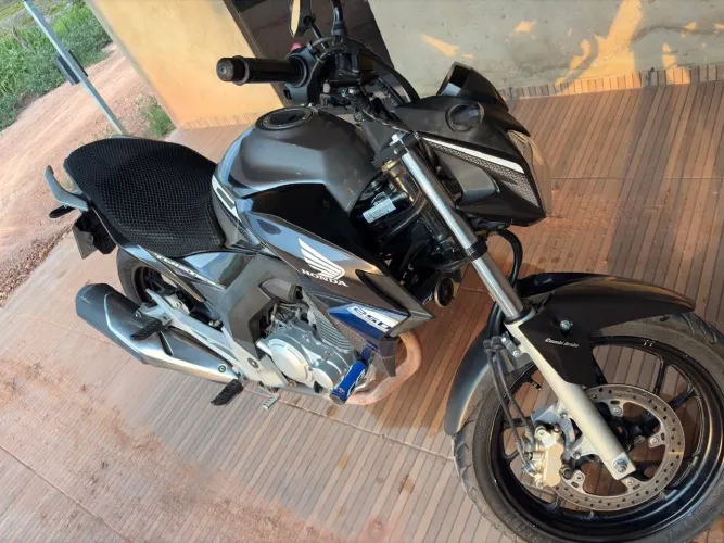 Vendo CB Twister Ótimo Preço, Único Dono
