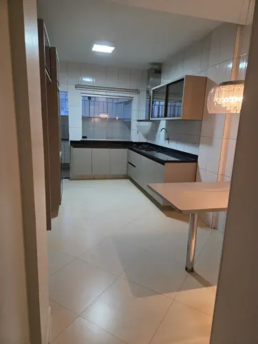 Apartamento para venda tem 70 metros quadrados com 2 quartos em Bandeirantes - Barreiras -