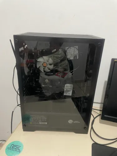 PC GAMER COMPLETO Ryzen 3 3200g 16gb RAM