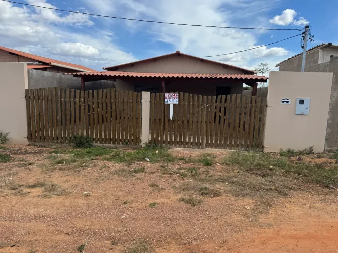Casa no Distrito Alegre de Coromandel - MG
