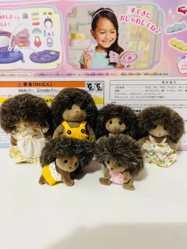 Família porco espinho Sylvanian  