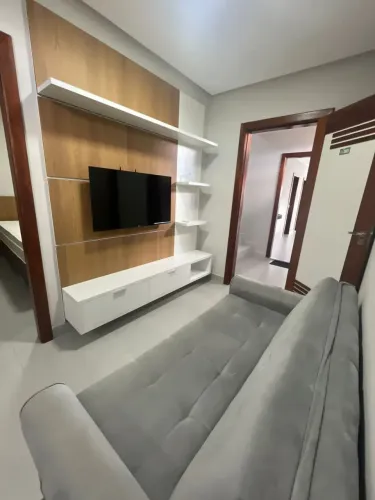 RC-ALUGA-SE FLAT MOBILIADO NA SACRAMENTA