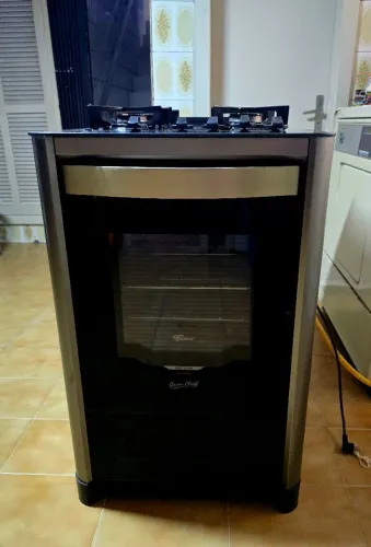 Fogão de Piso a Gás 4 Bocas Gran Cheff Mesa Vidro Bivolt Fischer