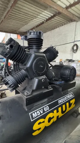 Compressor Schulz 60 pés / 424L Trifásico 220/380V - Revisado e Pronto pra Uso
