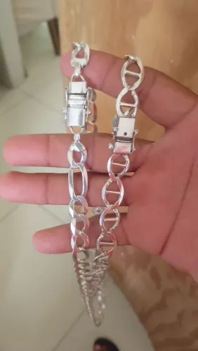 Cordão de pratas
