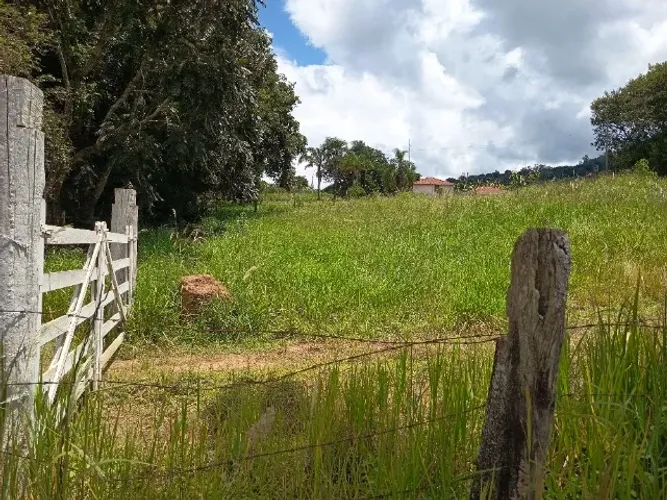 Terreno 1.300m urbano -Águas de Lindóia -B. Jaboticabal- R$190.000,00-Escritura OK