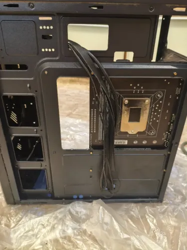 Kit gabinete, processador i5 10400f , placa mãe h510 Intel.