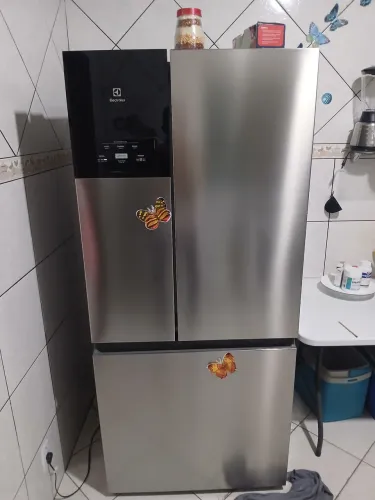 Geladeira Electrolux 590 litros
