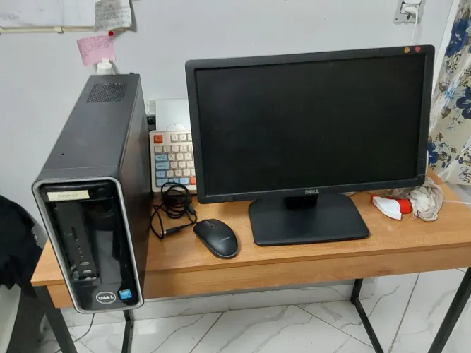Computador Dell Core i3 com Monitor - Ideal para Estudos