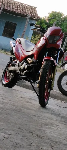 Nx Falcon 400 cc