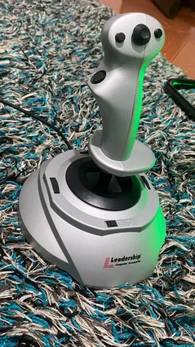 Controle de avião (Leadership)