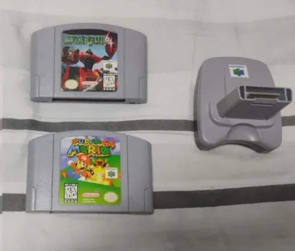 Super Mario 64, Star Fox e Transfer Pak 