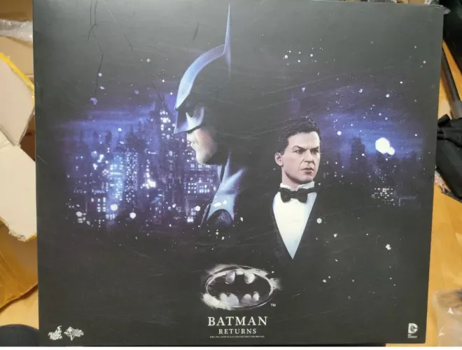 Hot Toys Batman retorno Dc comics 