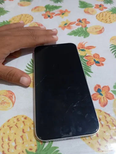 Vende esse iPhone 12 Pro Max 