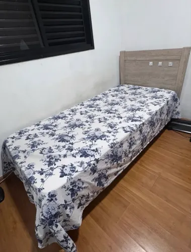 Cama de solteiro