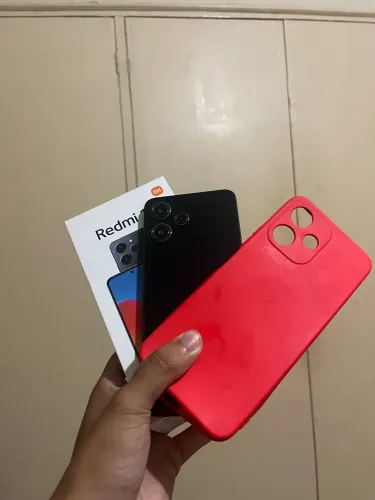 Redmi 12 na caixa