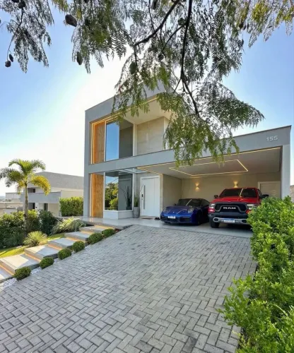 Casa moderna linear equipada no alpha