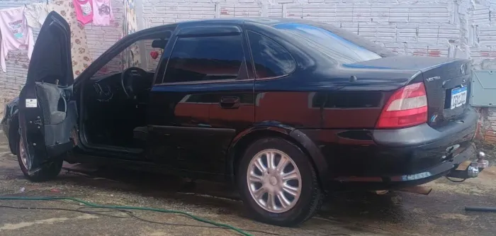 Chevrolet Vectra CD 2.2 16V / 2.0 16V Mec./aut. 1997