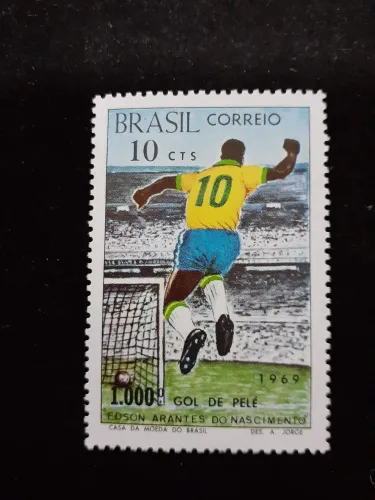 Selo postal milésimo gol do Pelé.