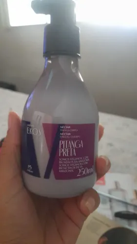 ? Néctar Corporal Pitanga Preta Natura - por R$55