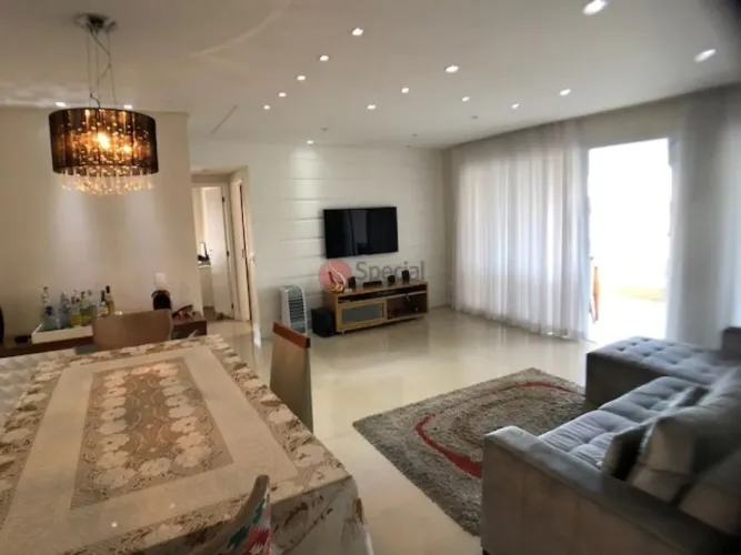 Lindo apartamento, mobiliado no Anália Franco