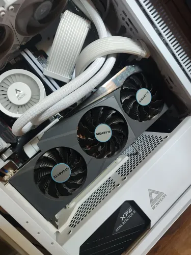 Rtx 3080 EAGLE OC (NÃO ACEITO TROCAS)