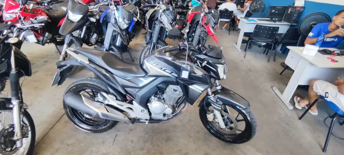 HONDA CB TWISTER 250 CINZA 2021 Shalon veículos Cariacica