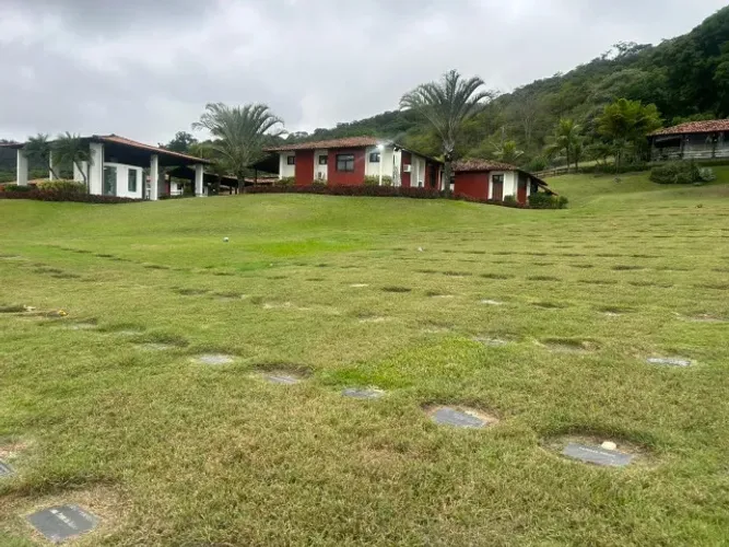 Lote no cemitério Jardim da saudade, Paciência perto da Barra, Quadra 1 lote 2728 .