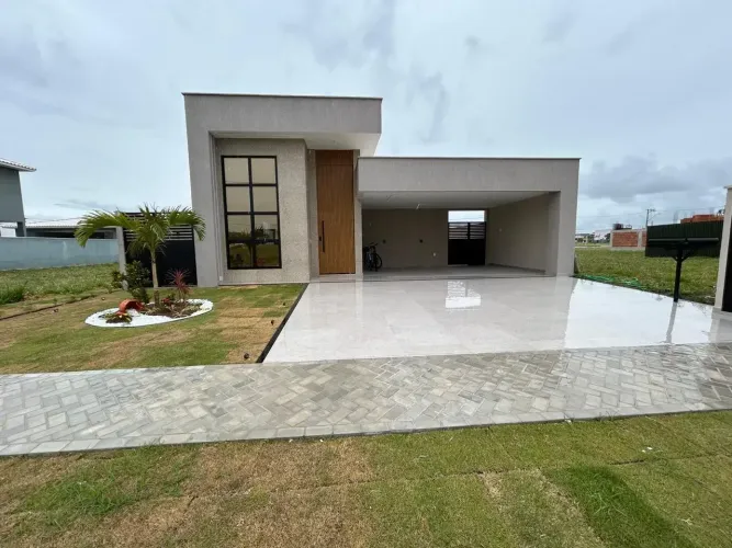 Casa linear com piscina e área gourmet Condomínio Alphaville Cabo Frio