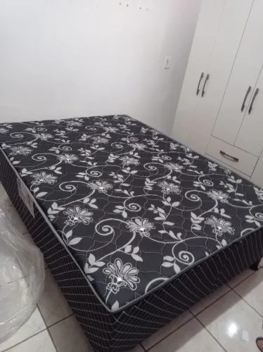 Cama Box Casal.