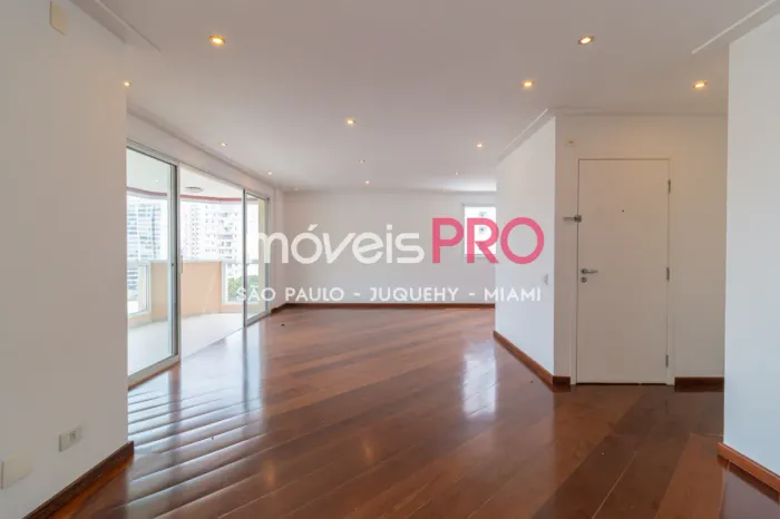 Apartamento para venda e locação com 150m² - Moema - São Paulo.