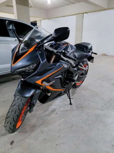 Oportunidade Cbr650R
