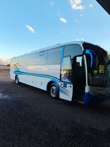 Ônibus Scania k- 310 2006 50 lugares
