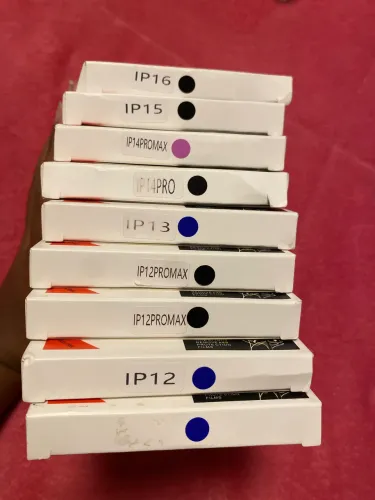 Capinhas de iPhone do 12 ao 16