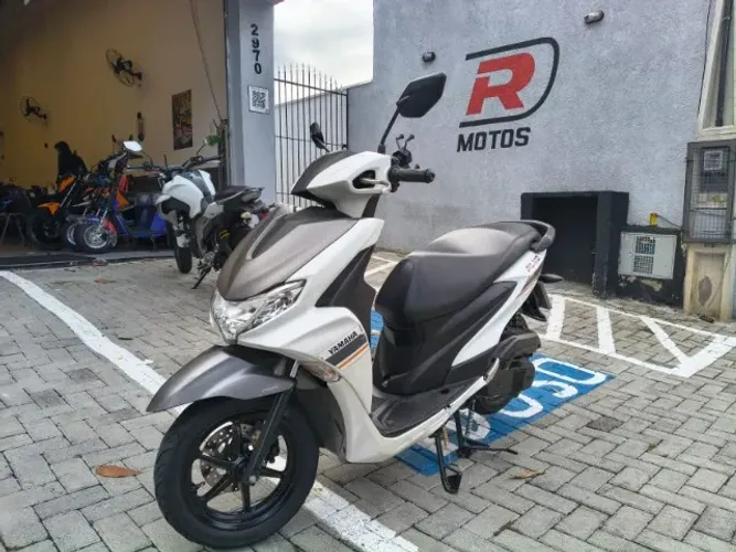 Yamaha Fluo 125 ABS 2023