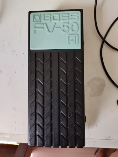 Pedal de volume Boss FV50H (Hi-gain)