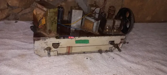 Chassis radio antigo  semp funcionando 