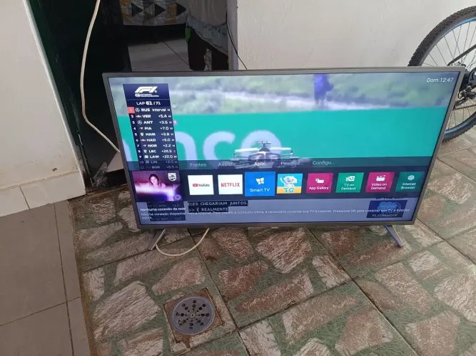 Vendo smarttv Philips 50 polegadas