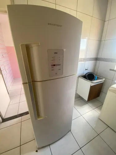 Vendo geladeira Brastemp funciona perfeitamente