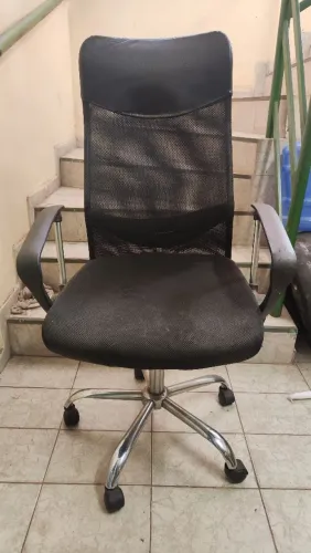 Vendo Cadeira Executiva 