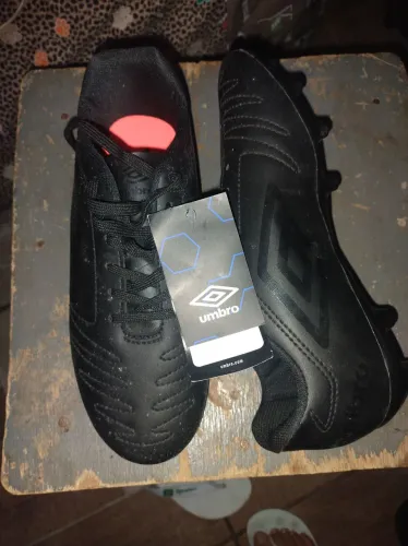 CHUTEIRA UMBRO